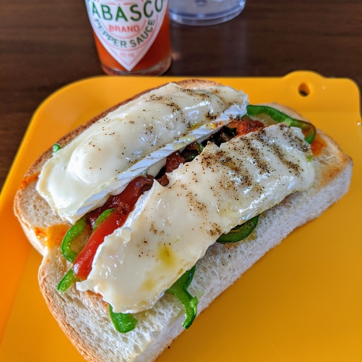 簡単ランチ スパイシーチーズパン レシピ 作り方 By うみ ひま 楽天レシピ